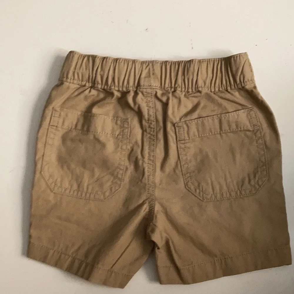 The Children’s Place Tan Shorts Size 18-24M